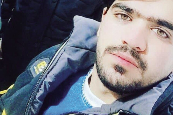 قاتل چاقوکش فراری را شناسایی کنید + عکس