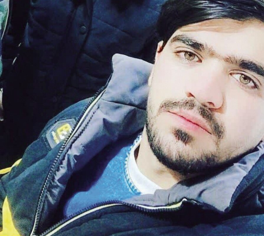 قاتل چاقوکش فراری را شناسایی کنید + عکس