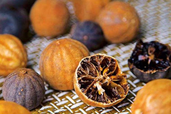 دیگه لیمو عمانی نخرید! با این ترفند ساده در خانه درست کنید