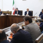 عارف: دشمن را در جبهه جنگ اقتصادی هم شکست می‌دهیم