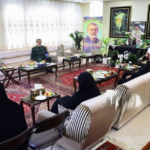 دیدار سرلشکر رضایی با خانواده شهید لاریجانی