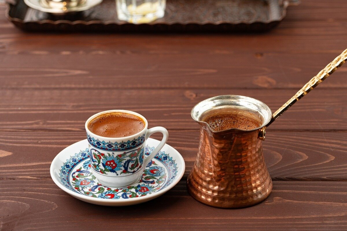 هنوز خیلی ها روش دم کردن قهوه ترک روی گاز را بلد نیستند
