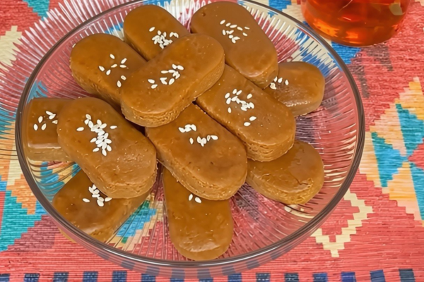 این شیرینی نه تخم مرغ داره نه شکر؛ در ۲۰ دقیقه و بدون فر هم آماده می‌شه + فیلم روش تهیه