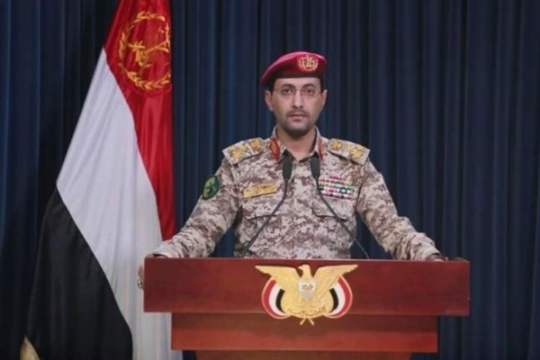 یحیی سریع: مواضع مزدوران سعودی را با موشک بالستیک و پهپاد در هم شکستیم