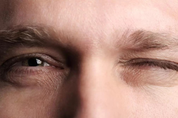 اولین زنگ خطر کوری در دیابت؛ این علائم را جدی بگیرید