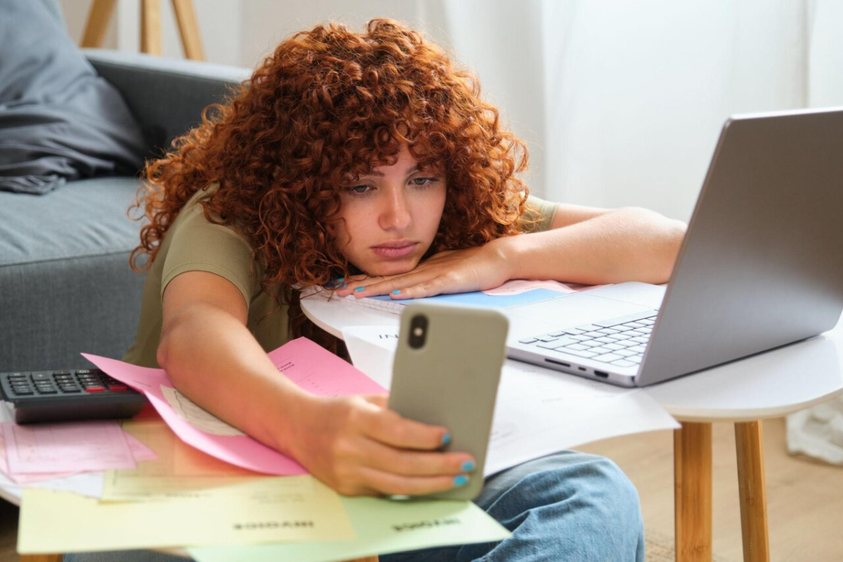 اگر مدام می‌گویید «بعداً انجامش می‌دهم»، این مطلب را بخوانید+ قانون ۵ دقیقه