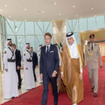 ماکرون وارد قطر شد